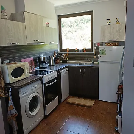 Bay View Nona 1d Kosharitsa